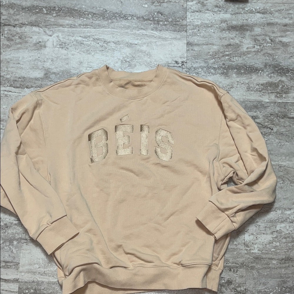 BEIS Cream Sweatshirt small